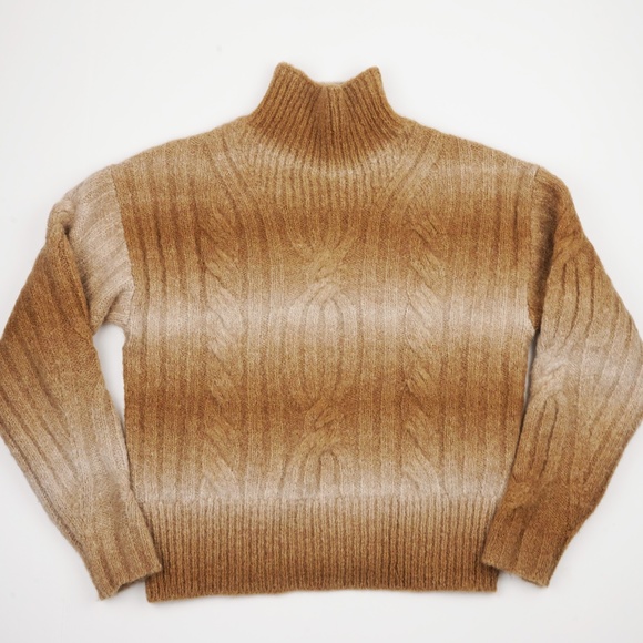 New BANANA REPUBLIC Size XS Celeste Ombre Sweater in Latte - Picture 4 of 6